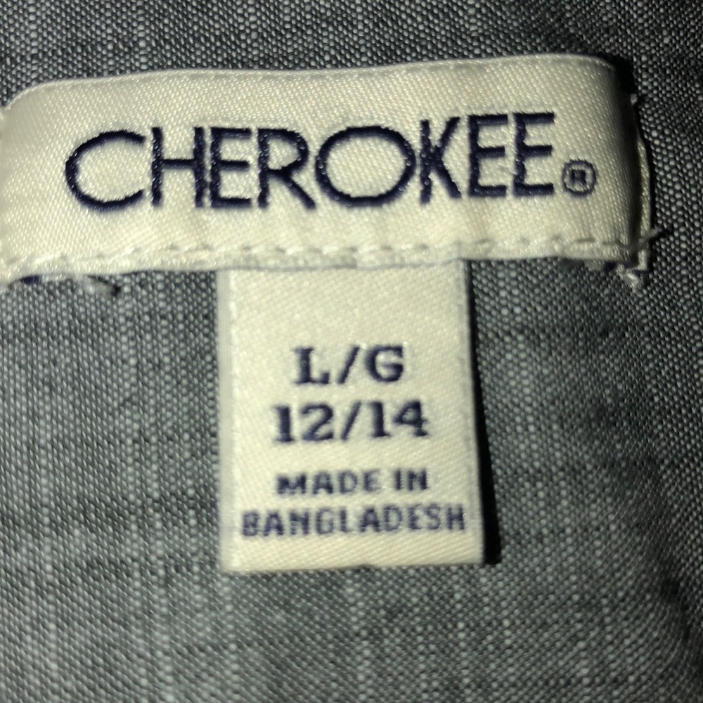 Cherokee gray button down - Picture 3 of 3